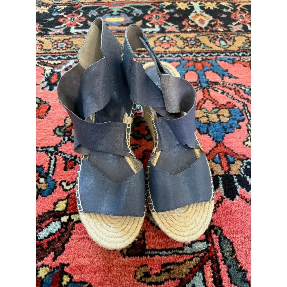 Eileen Fisher Women's 8.5 Willow Espadrilles sandals wedges nubuck leather Shoes
